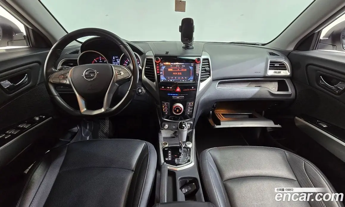 SsangYong TIBOLI 2015 1.6 автомат (гидро), фото 9