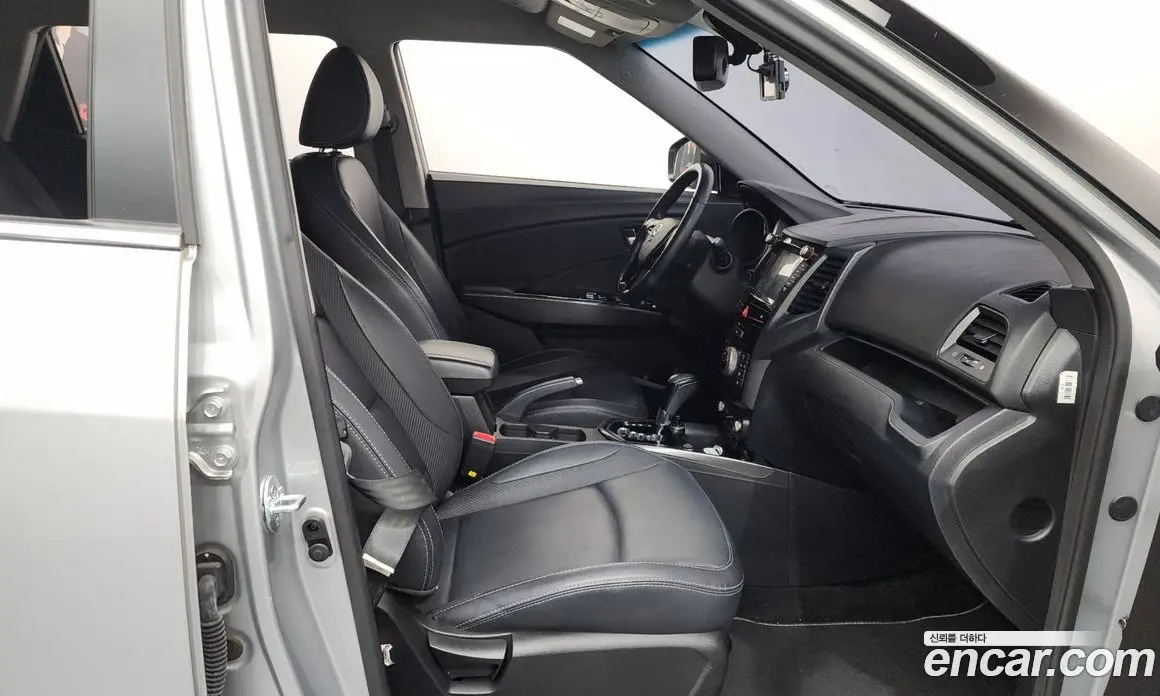 SsangYong TIBOLI 2017 1.6 автомат (гидро), фото 11