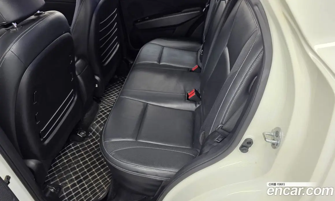 SsangYong TIBOLI 2017 1.6 автомат (гидро), фото 16
