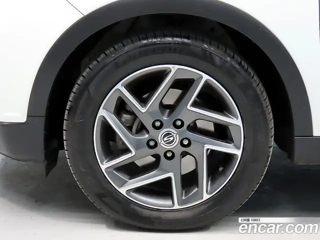 SsangYong TIBOLI 2022 1.5 автомат (гидро), миниатюра 5