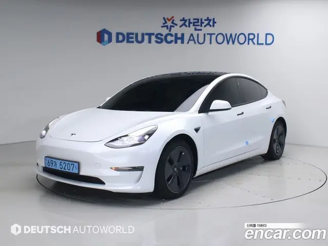 Tesla Model 3 2022 автомат (гидро), миниатюра 1 Tesla Model 3 2022 автомат (гидро), миниатюра 1