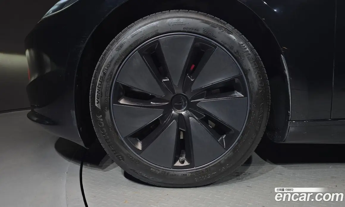 Tesla Model 3 2024 0.2 автомат (гидро), фото 5 Tesla Model 3 2024 0.2 автомат (гидро), фото 5
