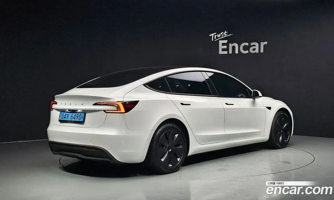 Tesla Model 3 2024 0.2 автомат (гидро), фото 2 Tesla Model 3 2024 0.2 автомат (гидро), фото 2