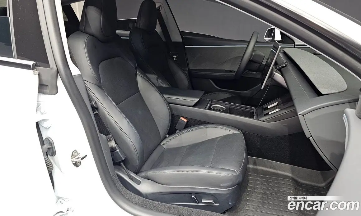 Tesla Model 3 2024 0.2 автомат (гидро), фото 17 Tesla Model 3 2024 0.2 автомат (гидро), фото 17