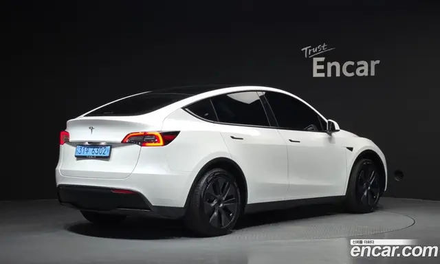 Tesla Model Y 2024 0.2 автомат (гидро), миниатюра 2 Tesla Model Y 2024 0.2 автомат (гидро), миниатюра 2