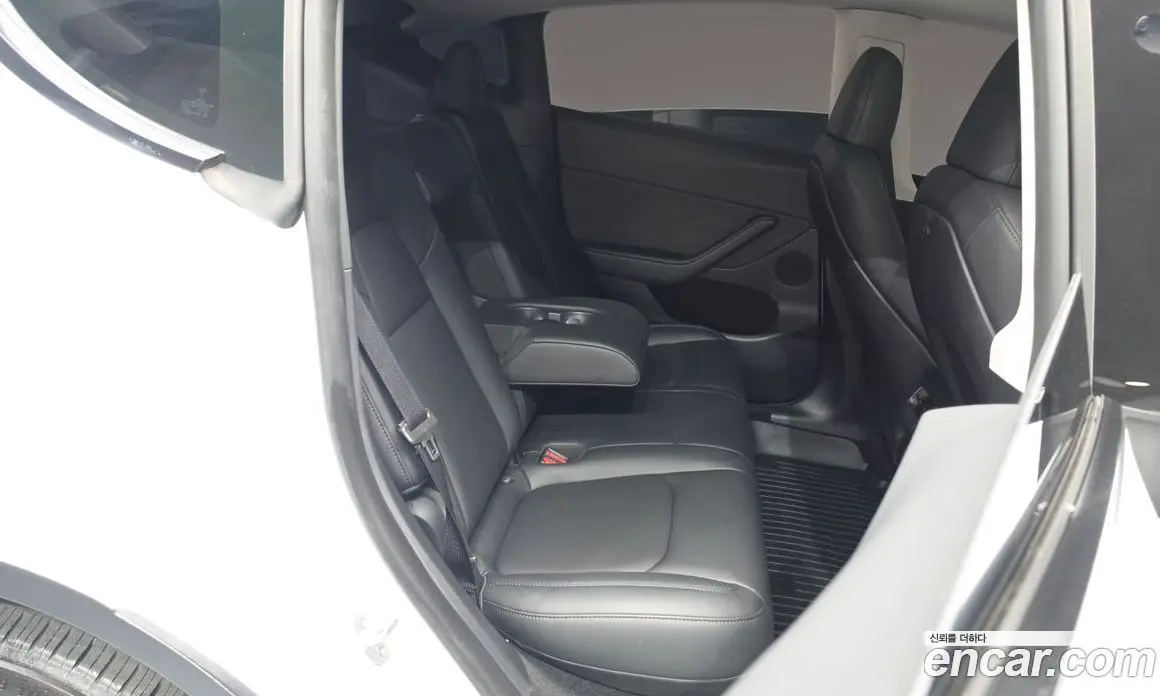 Tesla Model Y 2024 0.2 автомат (гидро), фото 17 Tesla Model Y 2024 0.2 автомат (гидро), фото 17