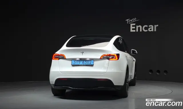Tesla Model Y 2024 0.2 автомат (гидро), миниатюра 4 Tesla Model Y 2024 0.2 автомат (гидро), миниатюра 4
