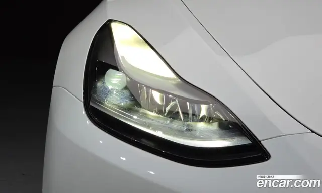 Tesla Model Y 2024 0.2 автомат (гидро), миниатюра 8 Tesla Model Y 2024 0.2 автомат (гидро), миниатюра 8