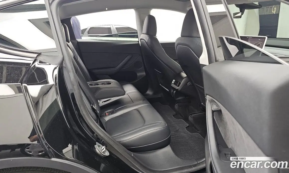 Tesla Model Y 2024 0.2 автомат (гидро), фото 18 Tesla Model Y 2024 0.2 автомат (гидро), фото 18
