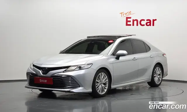 Toyota Camry 2018 2.5 автомат (гидро), миниатюра 1 Toyota Camry 2018 2.5 автомат (гидро), миниатюра 1