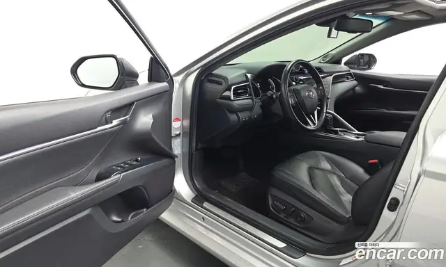 Toyota Camry 2018 2.5 автомат (гидро), миниатюра 10 Toyota Camry 2018 2.5 автомат (гидро), миниатюра 10