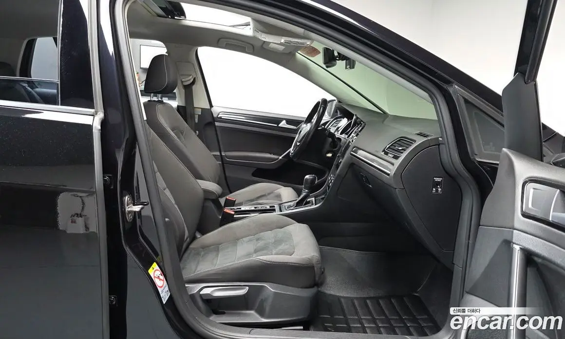 Volkswagen Golf 2015 2.0 автомат (гидро), фото 15