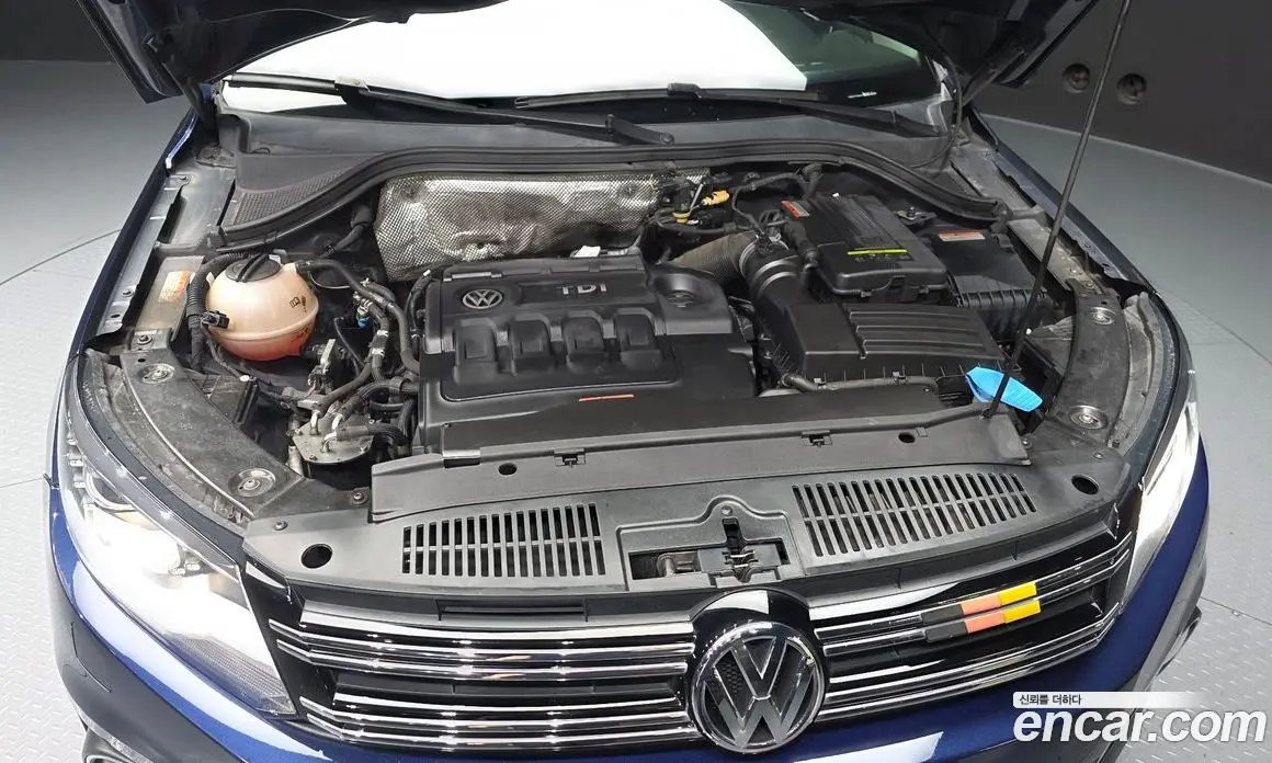 Volkswagen Tiguan 2015 2.0 автомат (гидро), фото 6