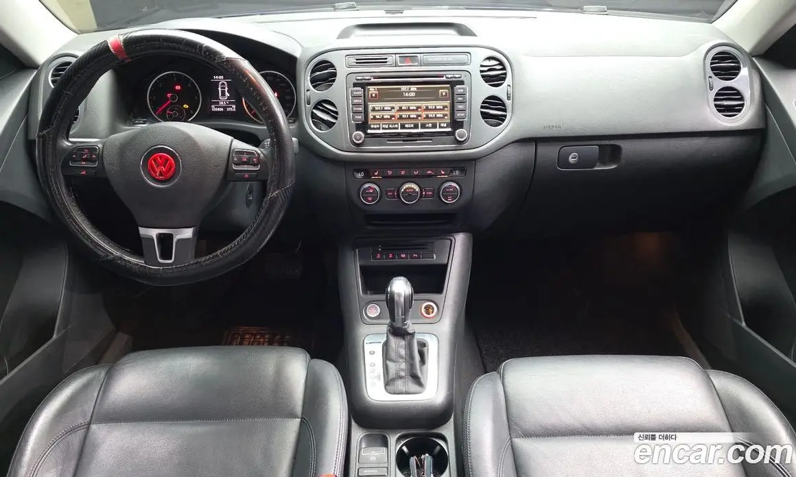 Volkswagen Tiguan 2015 2.0 автомат (гидро), фото 7