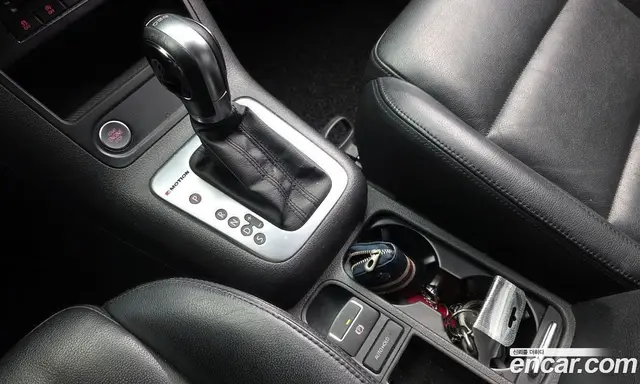 Volkswagen Tiguan 2015 2.0 автомат (гидро), миниатюра 9