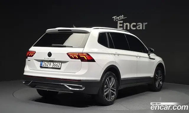 Volkswagen Tiguan 2022 2.0 автомат (гидро), миниатюра 2