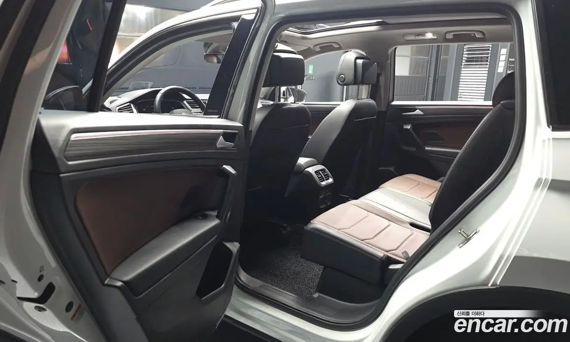 Volkswagen Tiguan 2022 2.0 автомат (гидро), фото 16