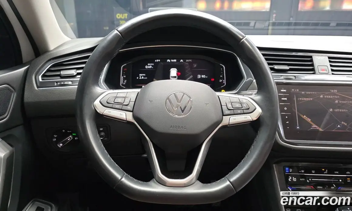 Volkswagen Tiguan 2022 2.0 автомат (гидро), фото 19