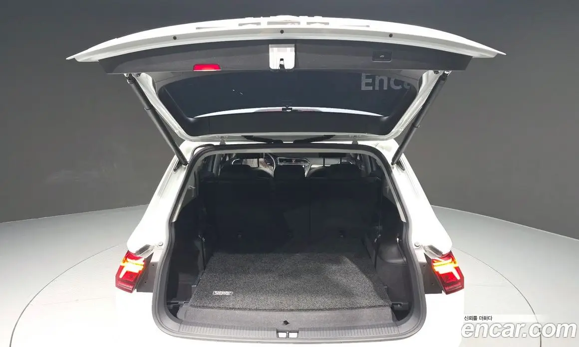 Volkswagen Tiguan 2022 2.0 автомат (гидро), фото 26