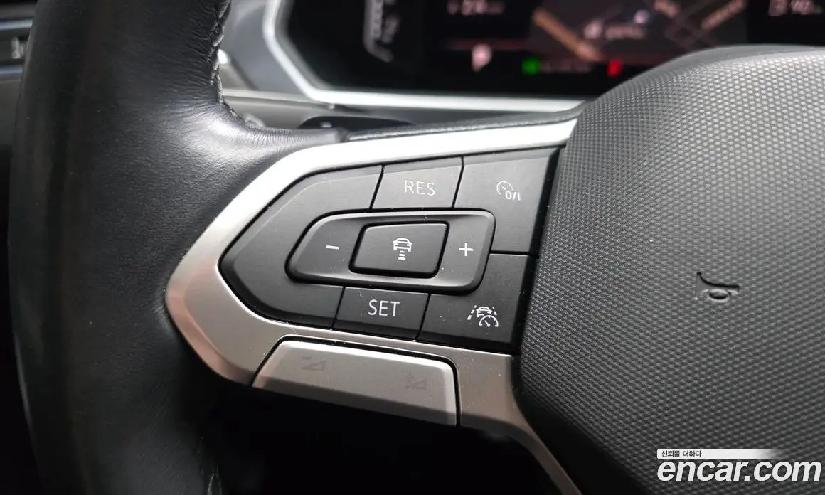 Volkswagen Tiguan 2022 2.0 автомат (гидро), фото 31