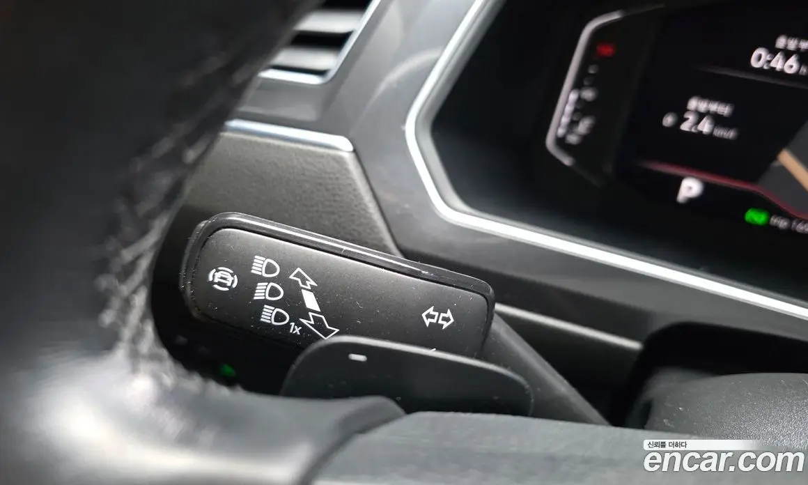 Volkswagen Tiguan 2022 2.0 автомат (гидро), фото 33
