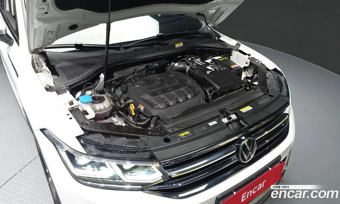 Volkswagen Tiguan 2022 2.0 автомат (гидро), фото 6