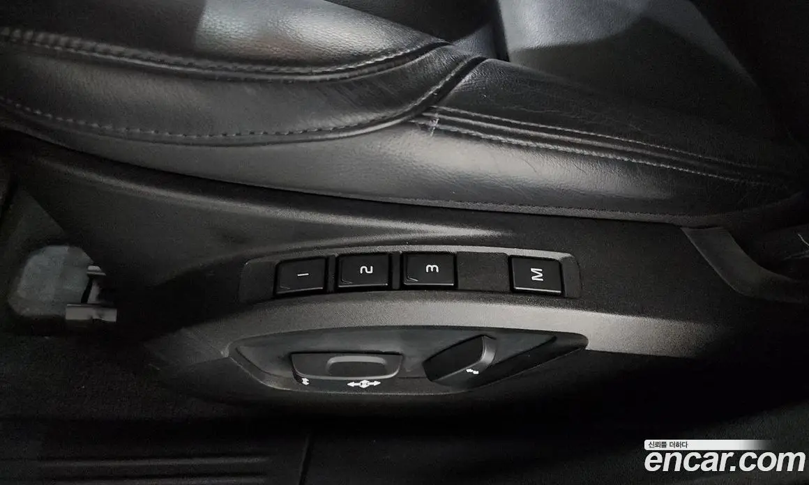 Volvo V40 2017 2.0 автомат (гидро), фото 33
