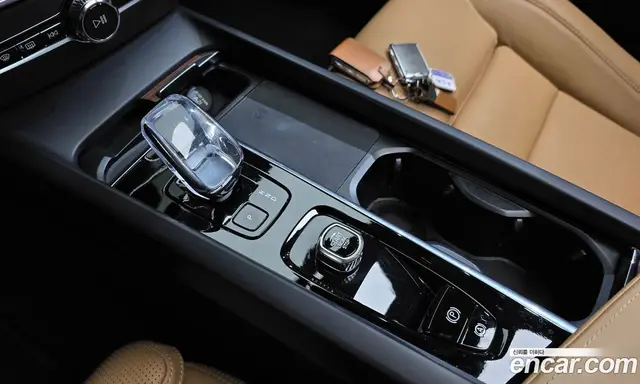 Volvo V60 2023 2.0 автомат (гидро), миниатюра 11