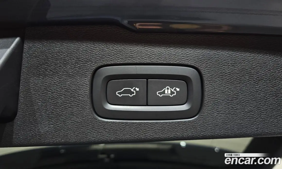 Volvo V60 2023 2.0 автомат (гидро), фото 23