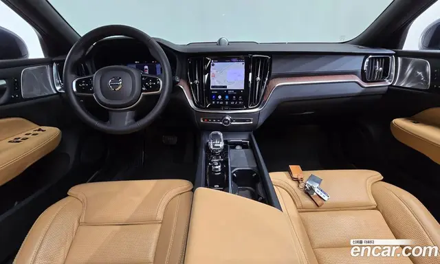 Volvo V60 2023 2.0 автомат (гидро), миниатюра 9