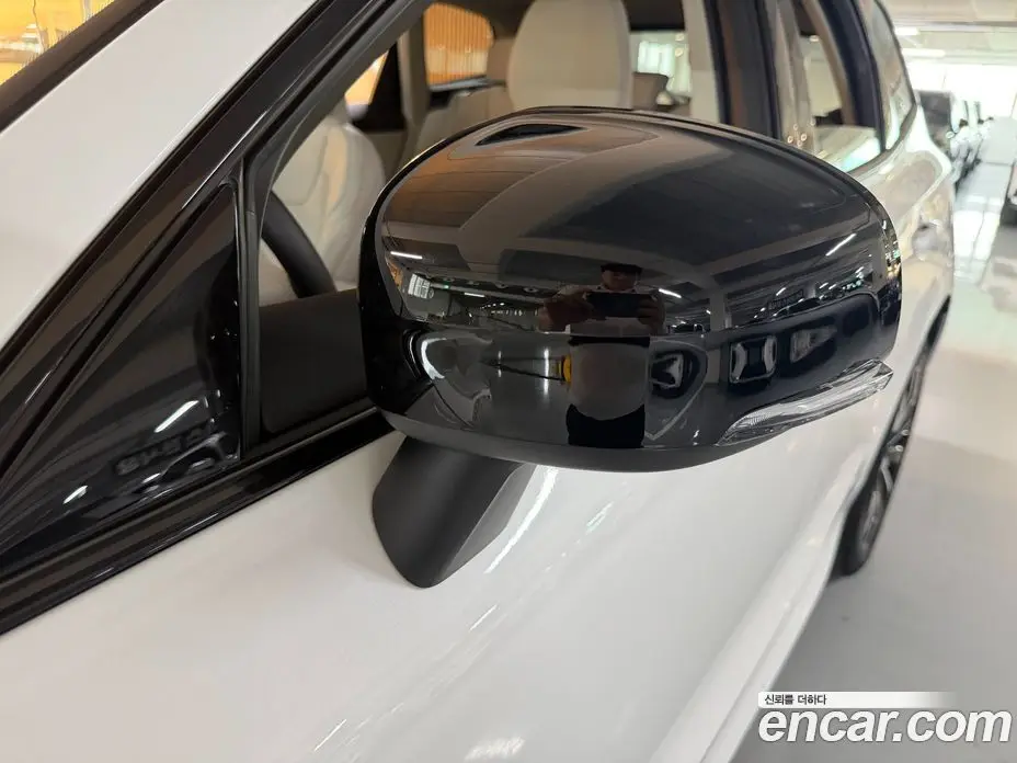 Volvo XC60 2026 2.0 автомат (гидро), фото 15