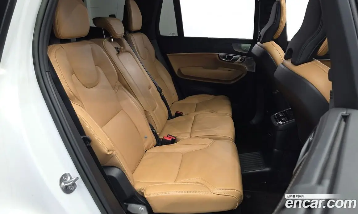 Volvo XC90 2023 2.0 автомат (гидро), фото 11