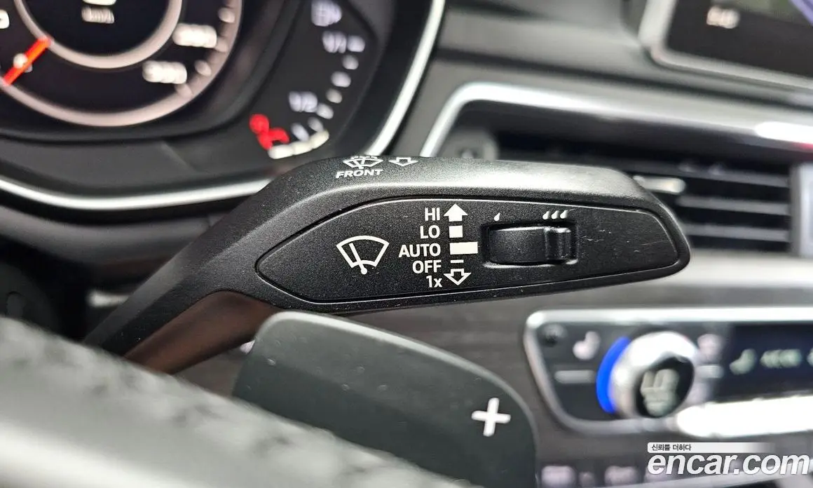 Audi A4 2018 2.0 автомат (гидро), фото 18