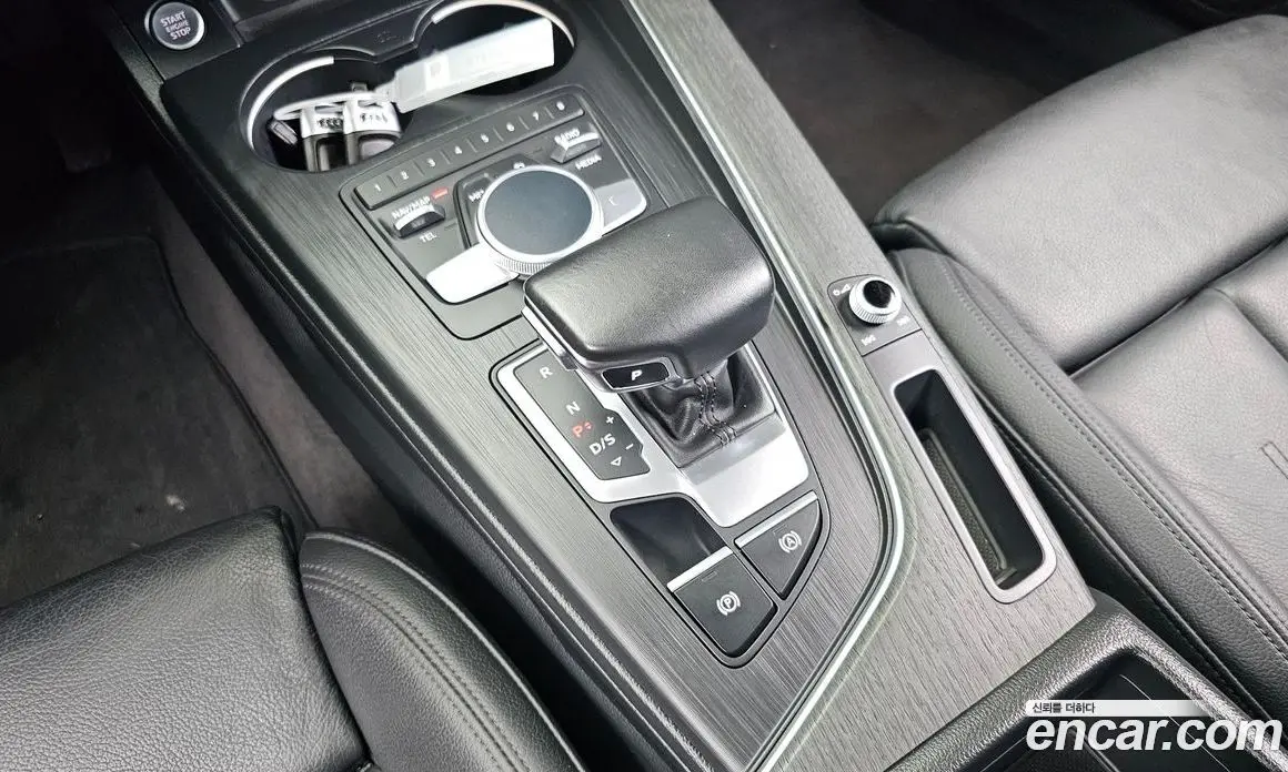 Audi A4 2018 2.0 автомат (гидро), фото 9