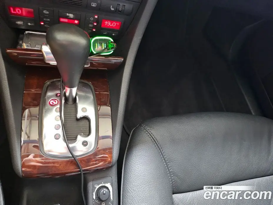 Audi A6 2004 3.0 автомат (гидро), фото 14
