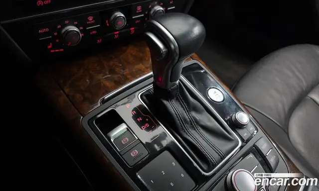 Audi A6 2013 3.0 автомат (гидро), миниатюра 9
