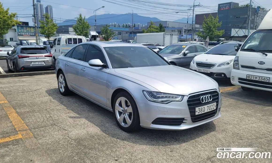Audi A6 2015 2.0 автомат (гидро), фото 4