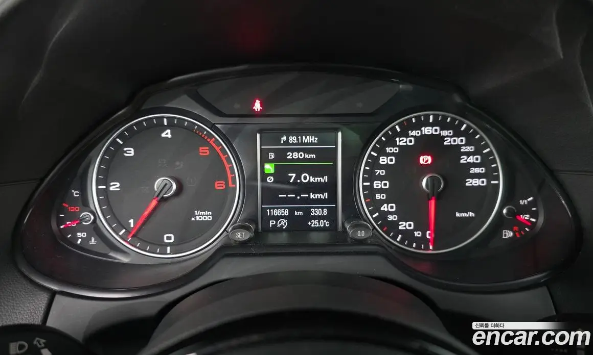 Audi Q5 2016 2.0 автомат (гидро), фото 8