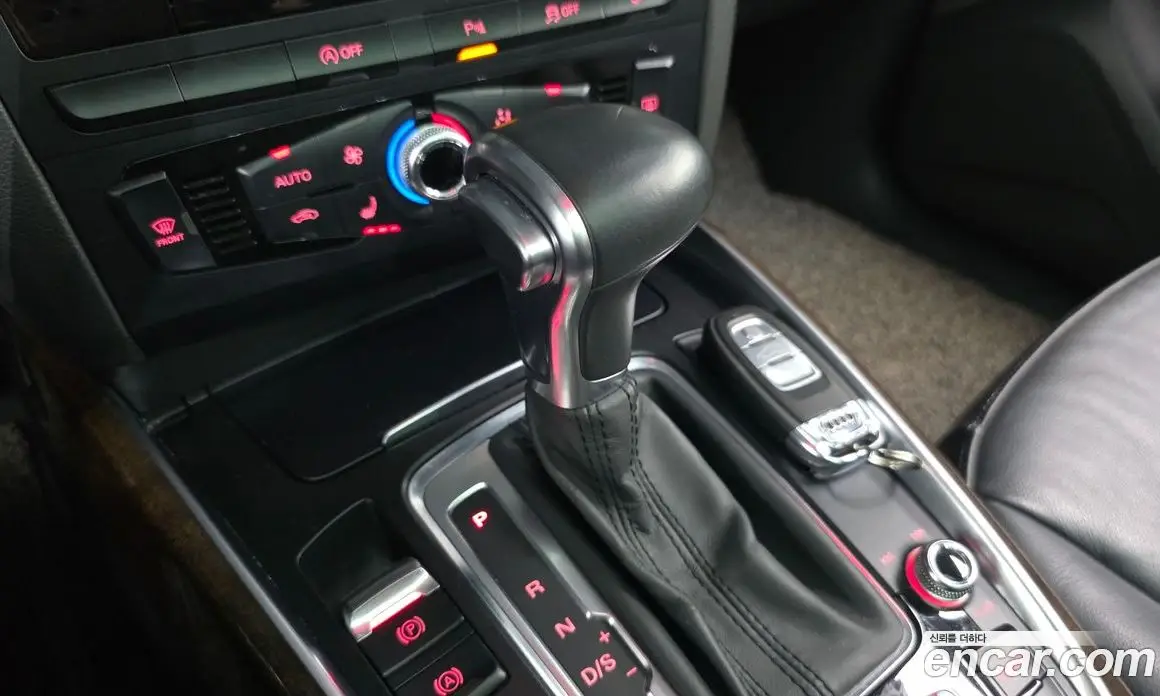 Audi Q5 2016 2.0 автомат (гидро), фото 9
