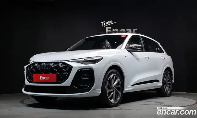 Audi Q5, 2025, 17 км