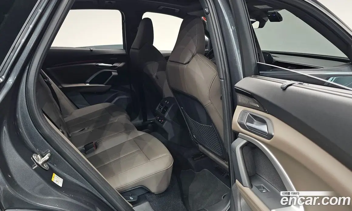 Audi Q5 2025 2.0 автомат (гидро), фото 17