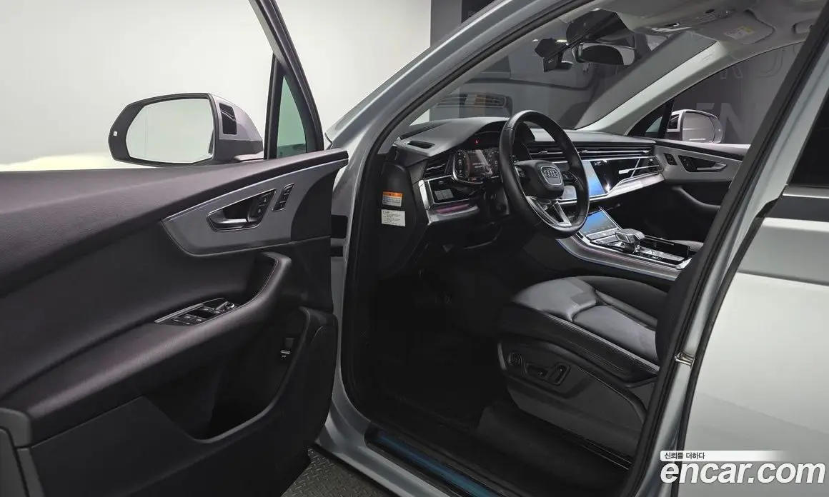 Audi Q7 2022 3.0 автомат (гидро), фото 13