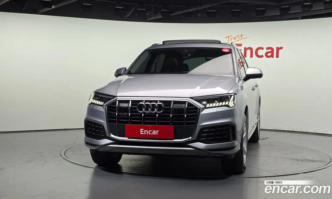 Audi Q7 2022 3.0 автомат (гидро), фото 3