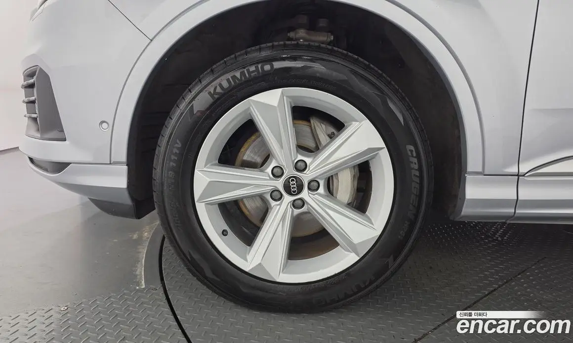 Audi Q7 2022 3.0 автомат (гидро), фото 5