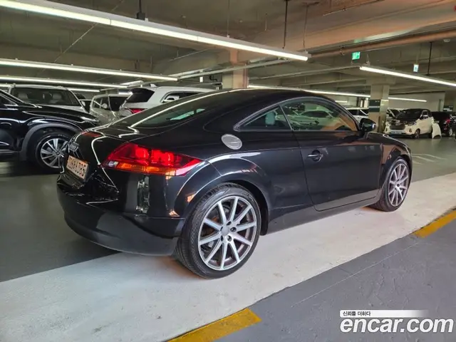 Audi TT 2010 2.0 автомат (гидро), миниатюра 4