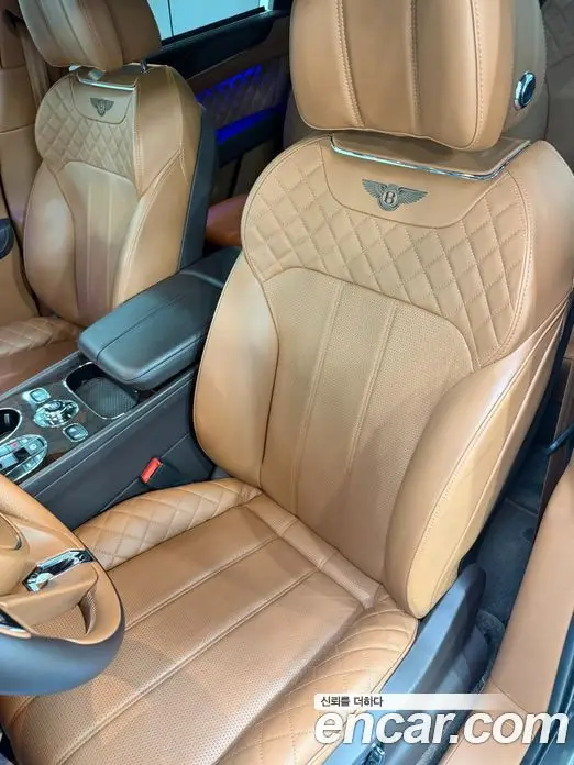 Bentley Bentayga 2017 6.0 автомат (гидро), фото 13 Bentley Bentayga 2017 6.0 автомат (гидро), фото 13