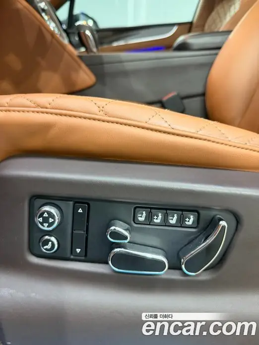 Bentley Bentayga 2017 6.0 автомат (гидро), фото 14 Bentley Bentayga 2017 6.0 автомат (гидро), фото 14