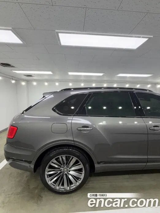 Bentley Bentayga 2017 6.0 автомат (гидро), миниатюра 7 Bentley Bentayga 2017 6.0 автомат (гидро), миниатюра 7