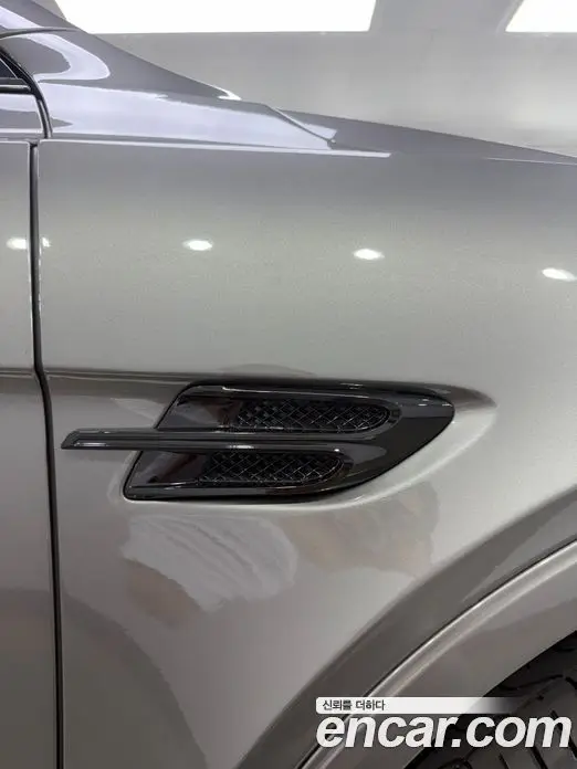 Bentley Bentayga 2017 6.0 автомат (гидро), миниатюра 8 Bentley Bentayga 2017 6.0 автомат (гидро), миниатюра 8