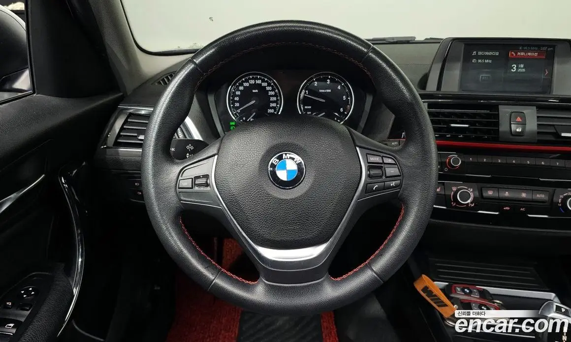 BMW 1 серия 2018 2.0 автомат (гидро), фото 13